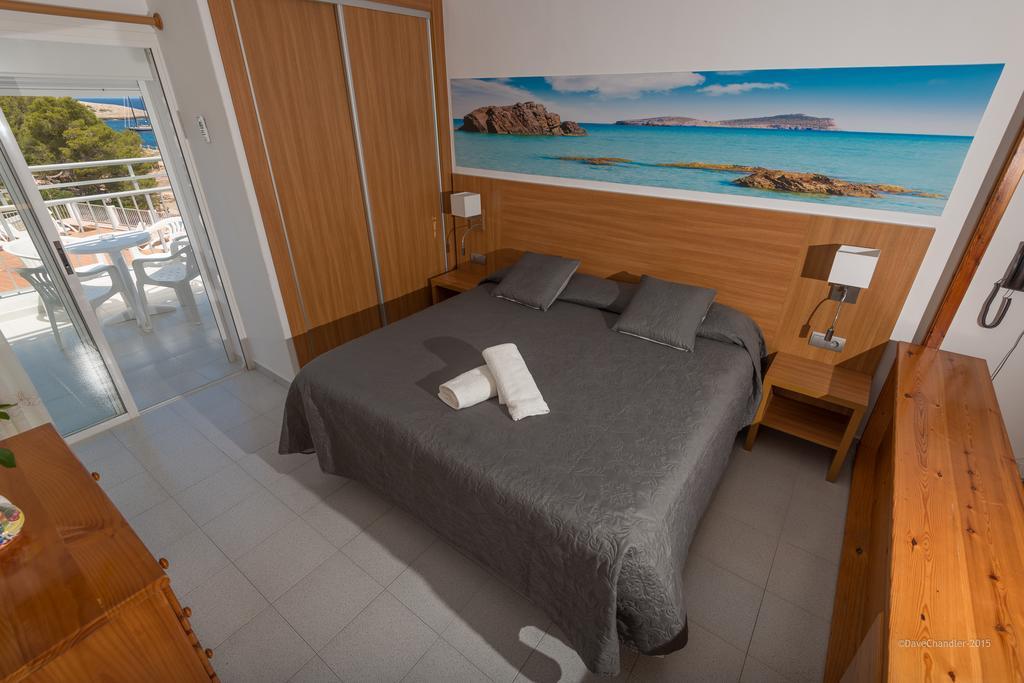 Flats Friends Apartamentos Es Puet Blanc Portinatx Esterno foto