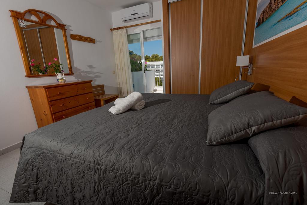Flats Friends Apartamentos Es Puet Blanc Portinatx Esterno foto